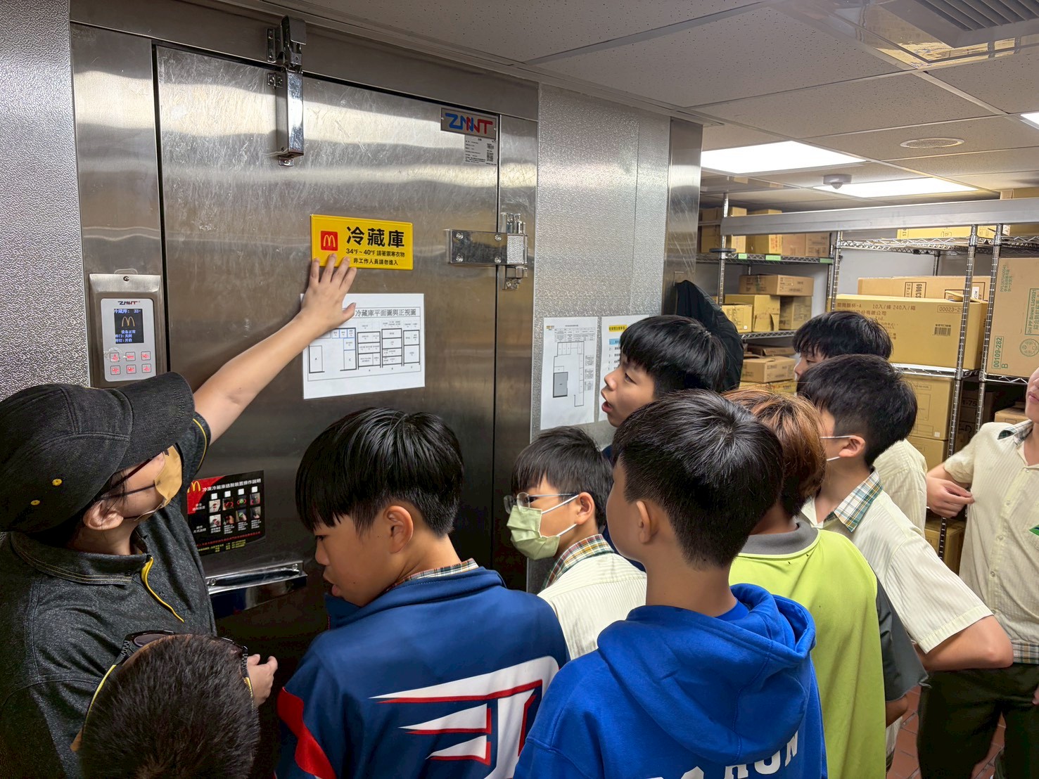 店經理介紹餐廳環境內場環境1