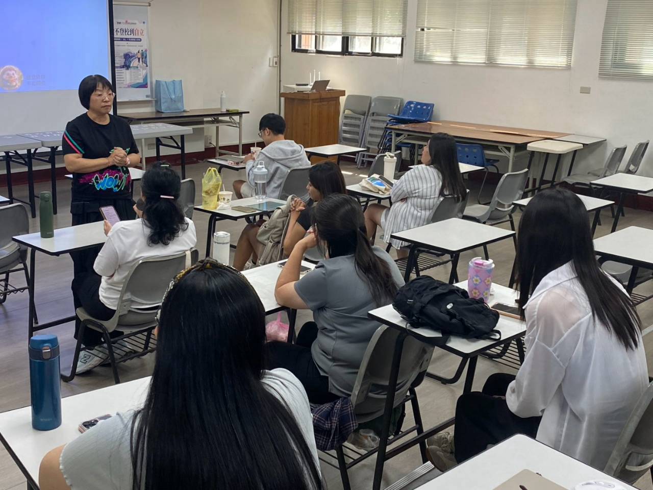 廖美惠老師授課1