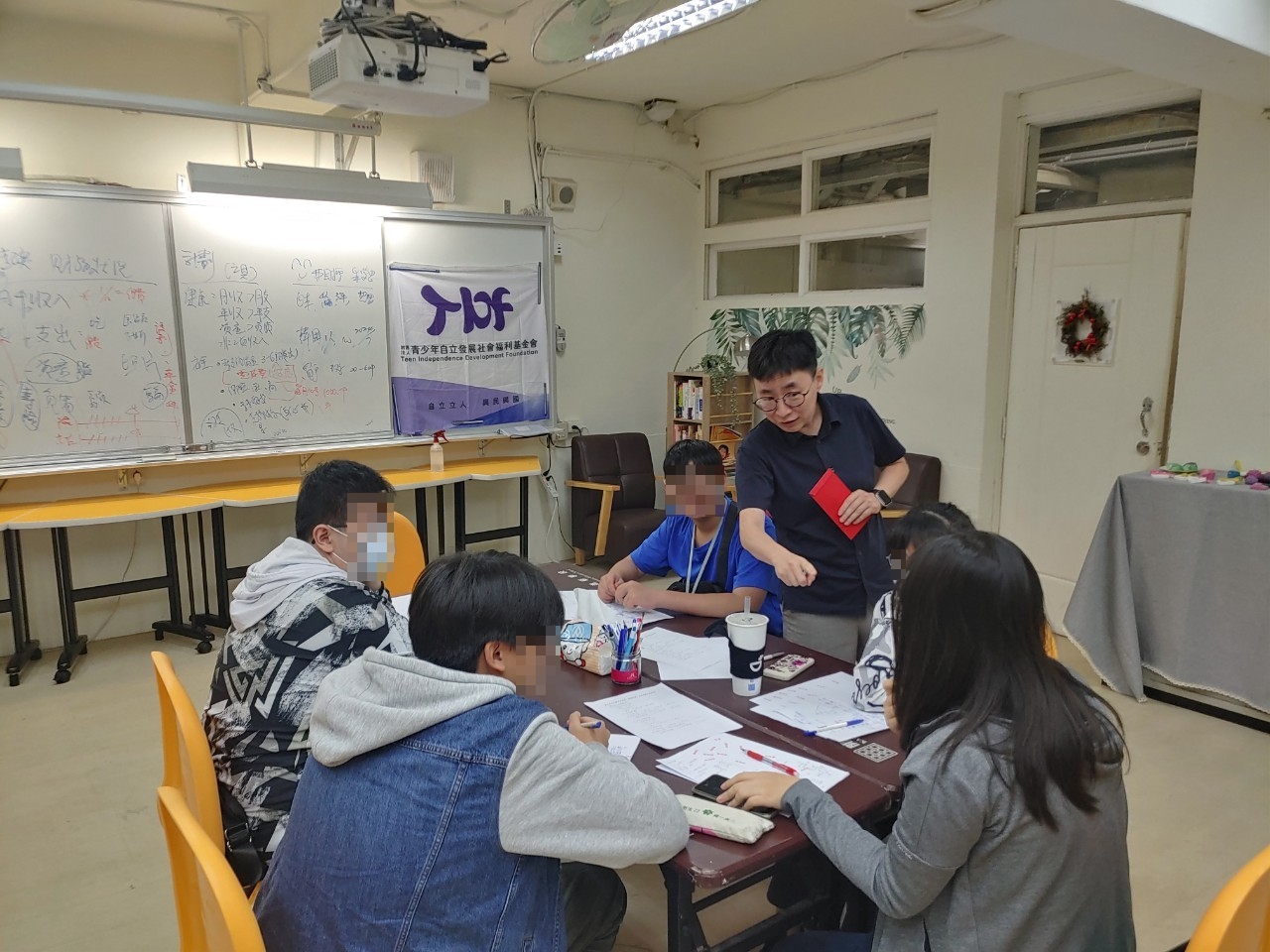 財務教育講師Sunny鼓勵同學自發性學習